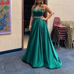 Elegant Green Evening Gown